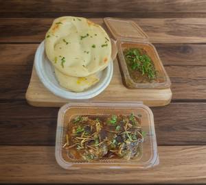 Special Combo (Matar Kachori + Matar Kulcha)