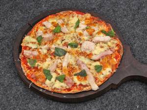 Piri piri paneer pizza