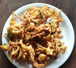 Onion Pakoda