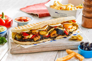 Estelle (Veggies & Mozza Sandwich)