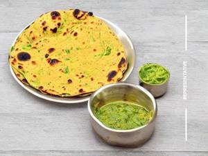 Sarson Ka Saag Makai De Roti