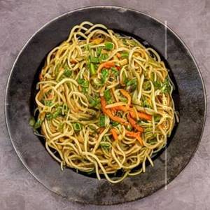 Egg Chilly Garlic Noodles