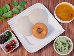 Idli (2 Pcs) + Vada (1 Pc).