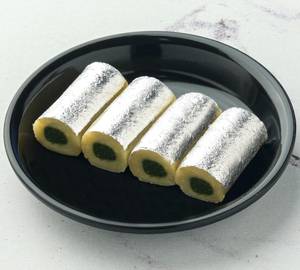Kaju Pista Roll
