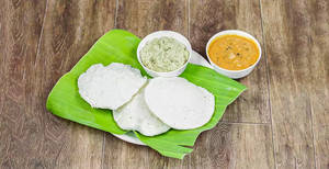 2 idli + vada