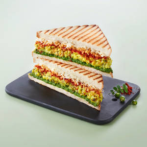 Crunchy Aloo Bonda Sandwich.