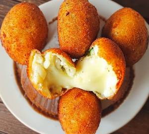 Peri Peri Cheese Pops [8 Pieces]