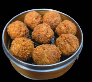 Chicken Kurkure Momos ( 8 Pieces)