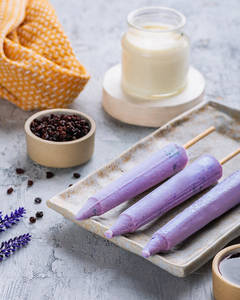 Black Currant Kulfi