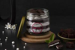 Chocolate Oreo Jar [140 Grams]