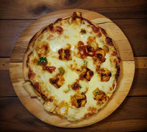 Tandoori Paneer Pizza