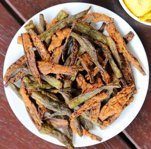 Kurkuri Bhindi