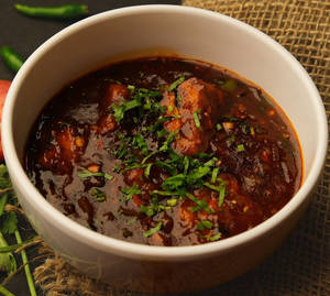 Paneer Manchurian (6 Pcs)