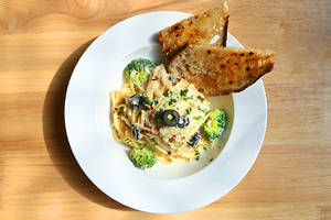 Chicken Spaghetti Alfredo Pasta