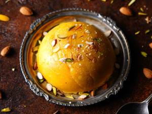 Badam Halwa (500 Gms)