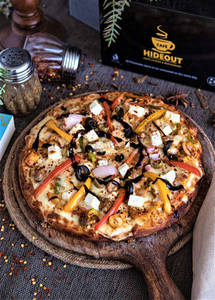 Tandoori Paneer Pizza