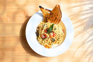 Chicken Spaghetti Aglio Olio Pasta