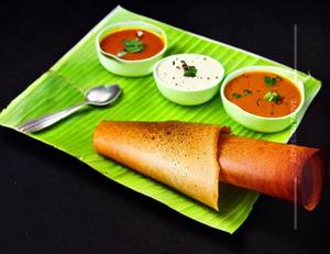 Schwezan Masala Dosa (Bhaji Separate)