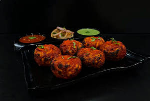 Paneer Tandoori Momos
