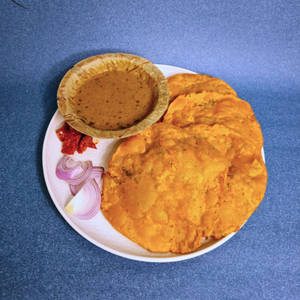 Masala Poori Sabji [4 Pieces]