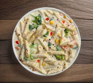 White sauce pasta