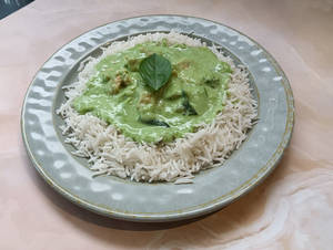 Chicken Thai Green Curry With Steamed Rice Combos