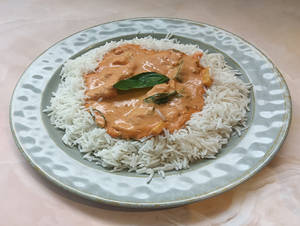 Chicken Thai Red Curry With Steamed Rice Combos