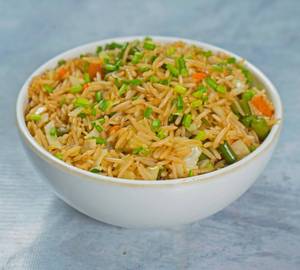Veg Fried Rice with Raita