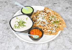 Paneer Pyaaz Paratha