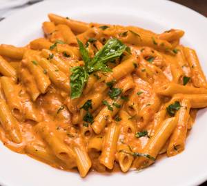 Red Sauce Veg Penne Pasta