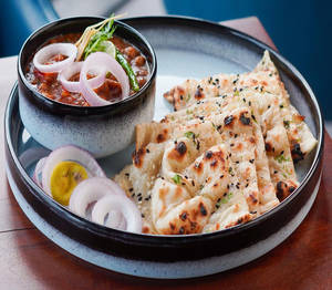Chole Kulche Combo