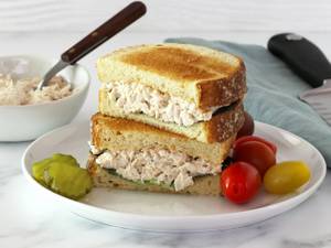 Chicken and Fried Egg Sandwich 