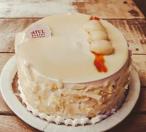 Eggless Classic Vanilla Cake (1/2 Kg)