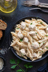 Chicken  Penne Alfredo