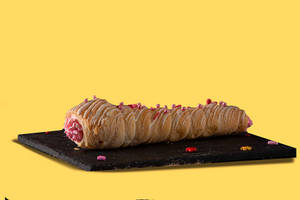 Cream Roll Strawberry
