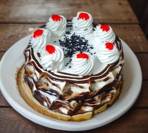 Delite Chocolate Cake Is fresh Best Quality chocolate premium dish