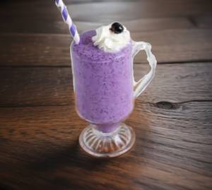 Blue Berry Shake with IceCream