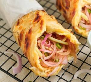 Sin tandoori aloo roll