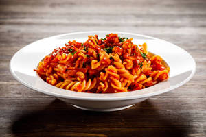 Red sauce pasta