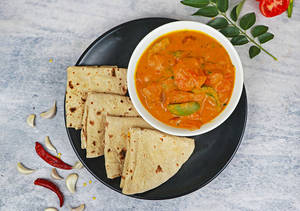 Kadai Chicken+Roti [4 Pieces]