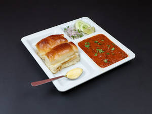 Kolhapuri Pavbhaji (bit Spicy)