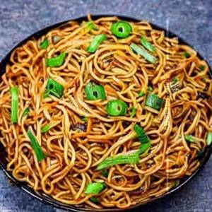 Schezwan Mushroom Hakka Noodles