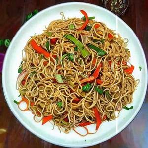 Veg Schezwan Hakka Noodles ( Half )
