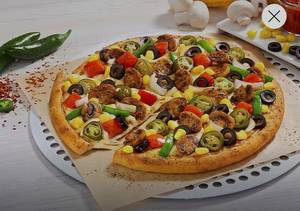 Fresh veg Pizza with Italian pink sauce