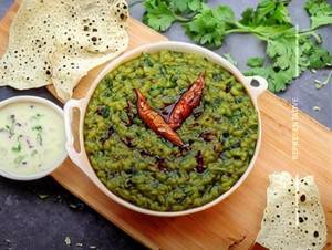 Palak Khichdi                                               