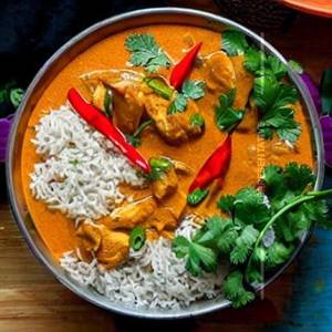 Chicken Red Thai Curry  Wiith Steam Rice 