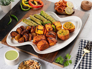 Moti Mahal Veg Platter