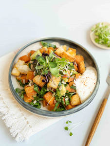 Roasted Carrot And Avocado Salad
