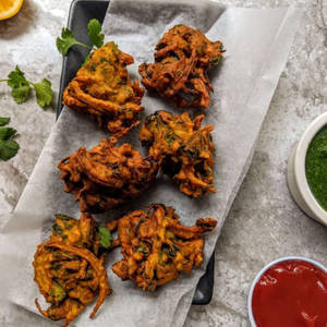 METHI KE BHAJIYE  (Serves 2)