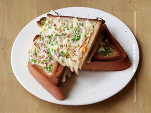 Schezwan Cheese Toast Sandwich